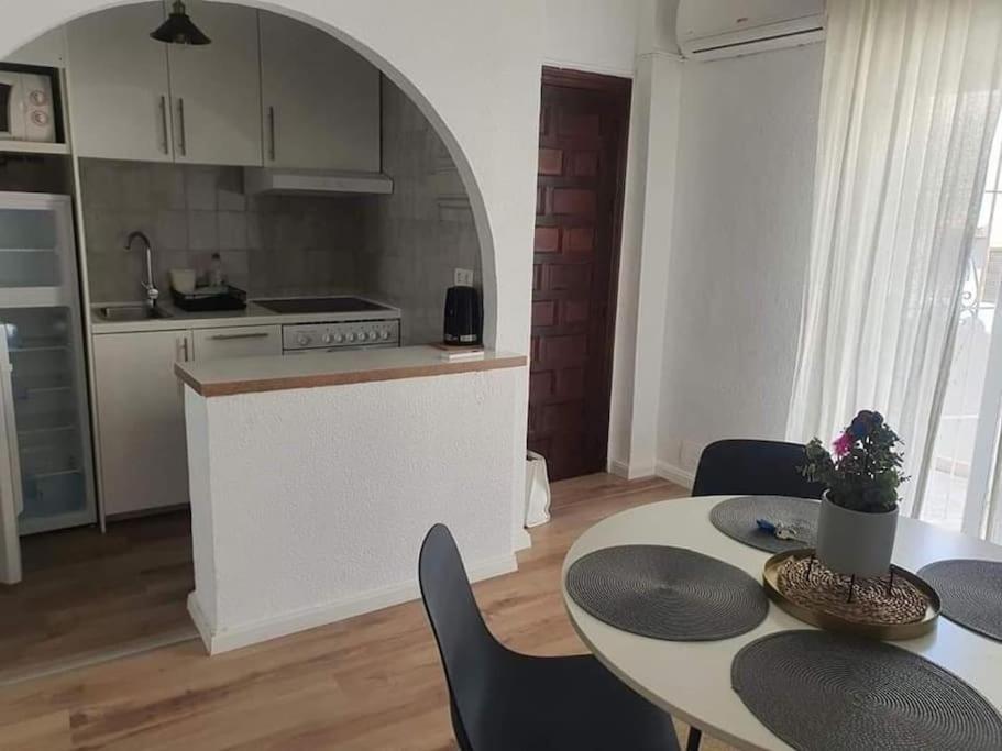 Costa Blanca Family Apartments One Bedroom Apartment Torrevieja Eksteriør bilde